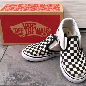 Checkered black & white Vans
